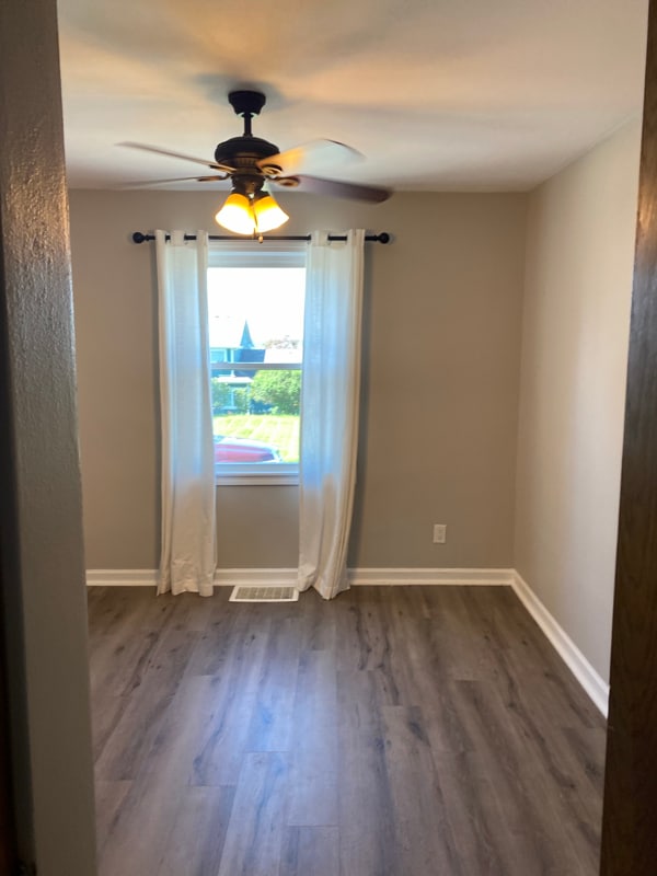 Photo - 1023 McCarthy Rd Unidad A