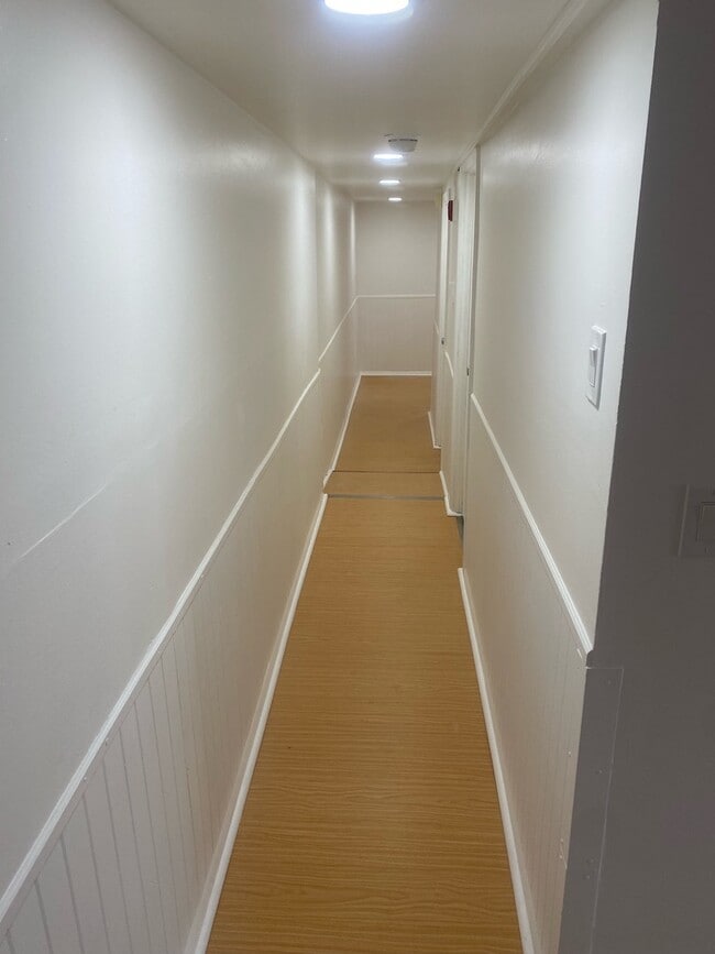 Photo - 4860 N 8th St Unidad GRD FLR