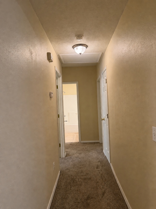 Photo - 985 W Linwood Ave