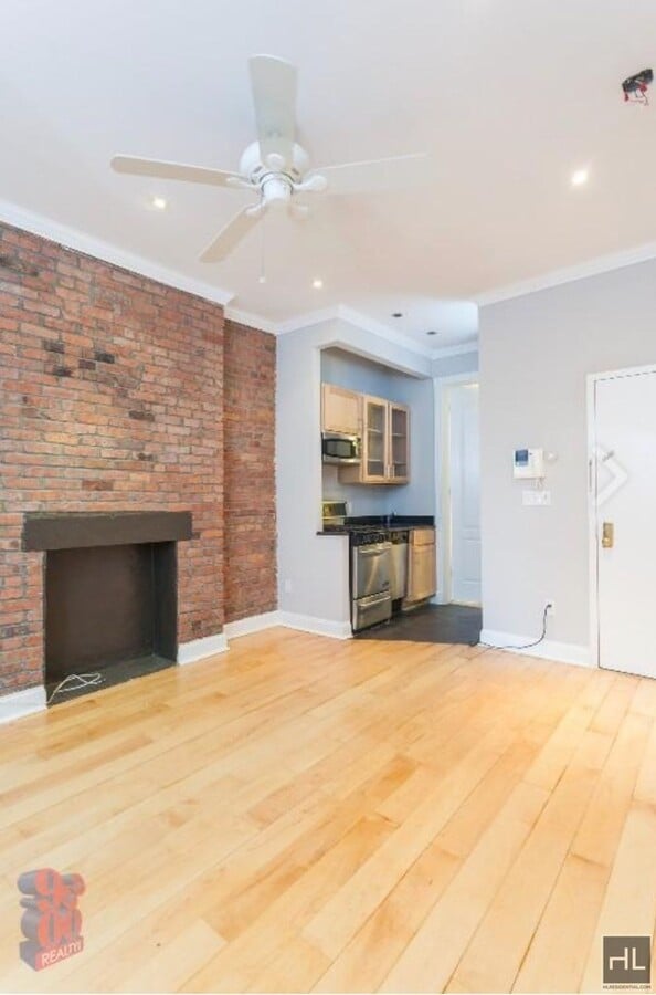 Avenue B - Avenue B Apartment Unit 3