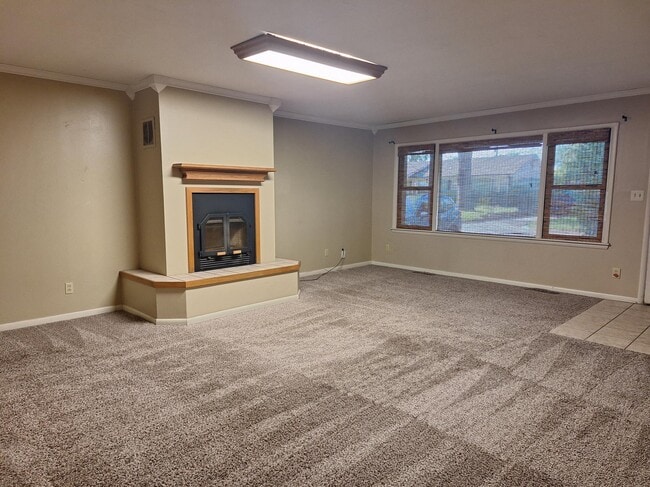 Photo - 2217 W 5th Ave