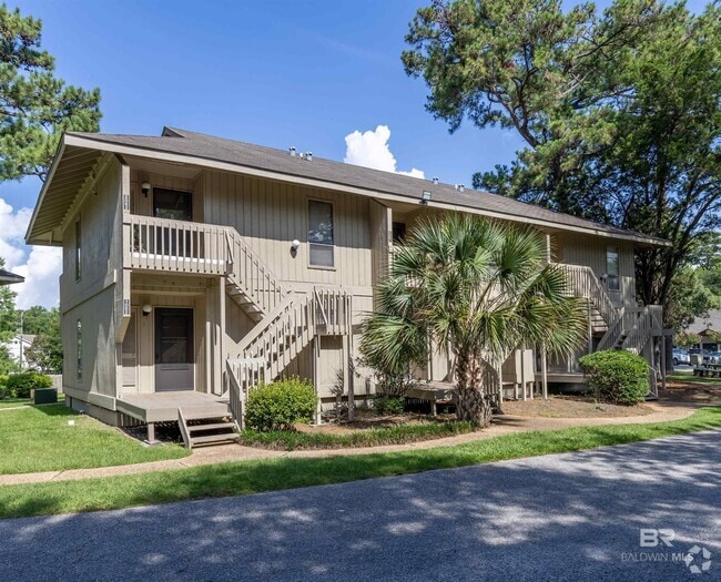 Building Photo - 1061 Sea Cliff Dr N Rental