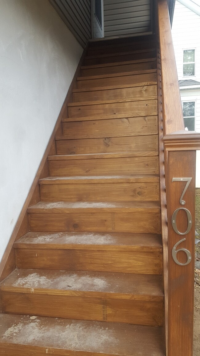 Photo - 706 Avenue K Unit 706 Ave K, APT 2