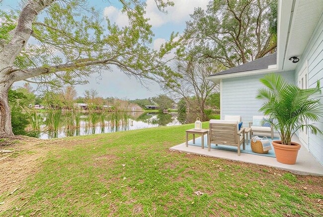 Photo - 679 Coral Cir