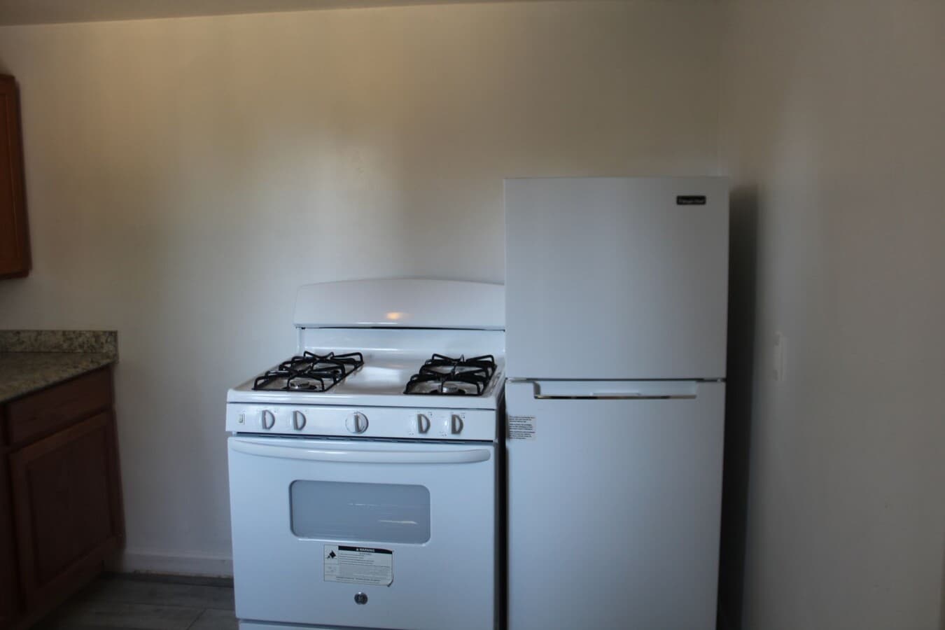 Photo - 327 Division St