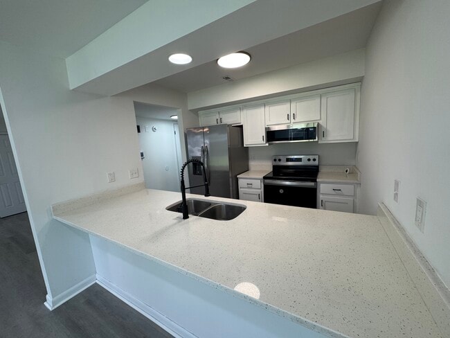 Photo - 113A Roane Drive