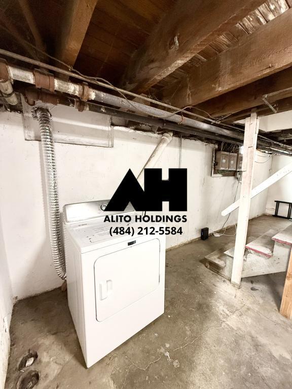 Building Photo - 513 N 11th St