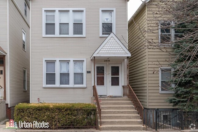 Building Photo - 2616 N Marshfield Ave Unit M00H Rental