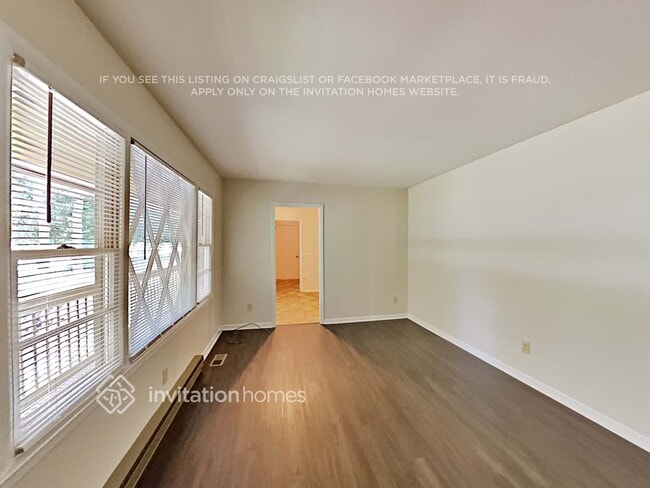 Photo - 1732 Balfour Ln