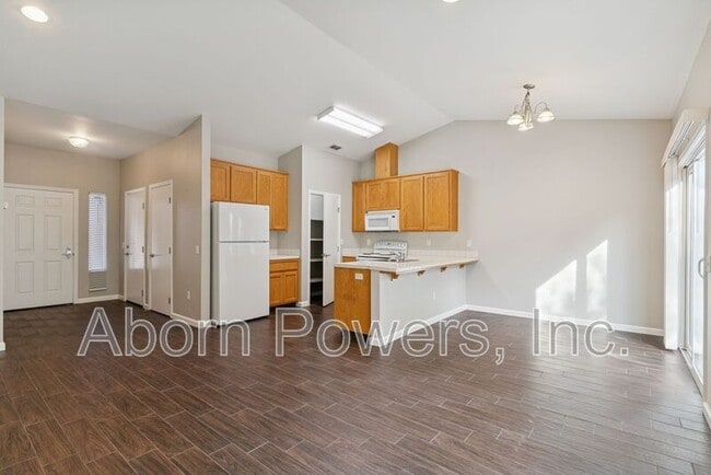 Photo - 620 Pearl Pl