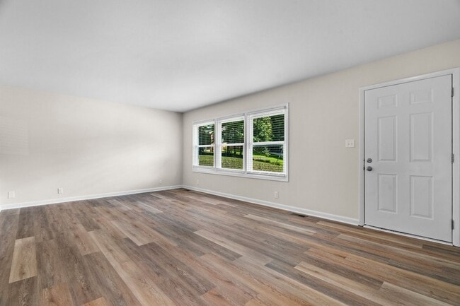 Photo - Gorgeous 3 Bedroom, 2 Bath Split-level home in Brentwood - High-end Renovation, Pet Friendly!