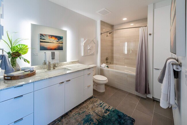 Photo - Uptown Living Just Got Better – 8 Weeks FREE! Unit APO1