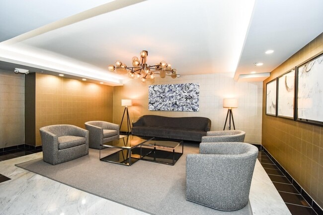 1005 S Shepherd Dr Unit 803