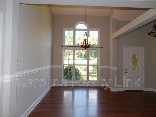 Photo - 235 Harbor Landing Dr