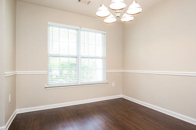 Photo - 3046 Summer Breeze Dr