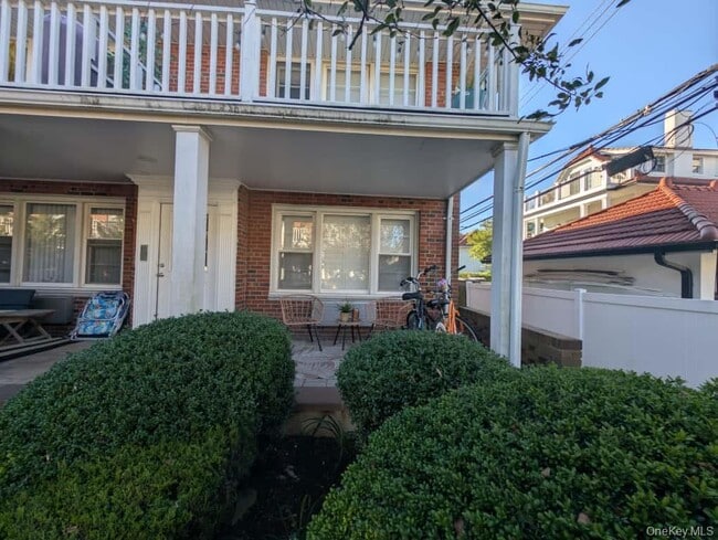 Photo - 235 W Broadway Unit C2