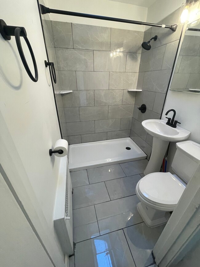 Photo - 6037 Castor Ave Unit 2nd floor apartment