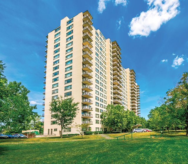 Colony House Apartments