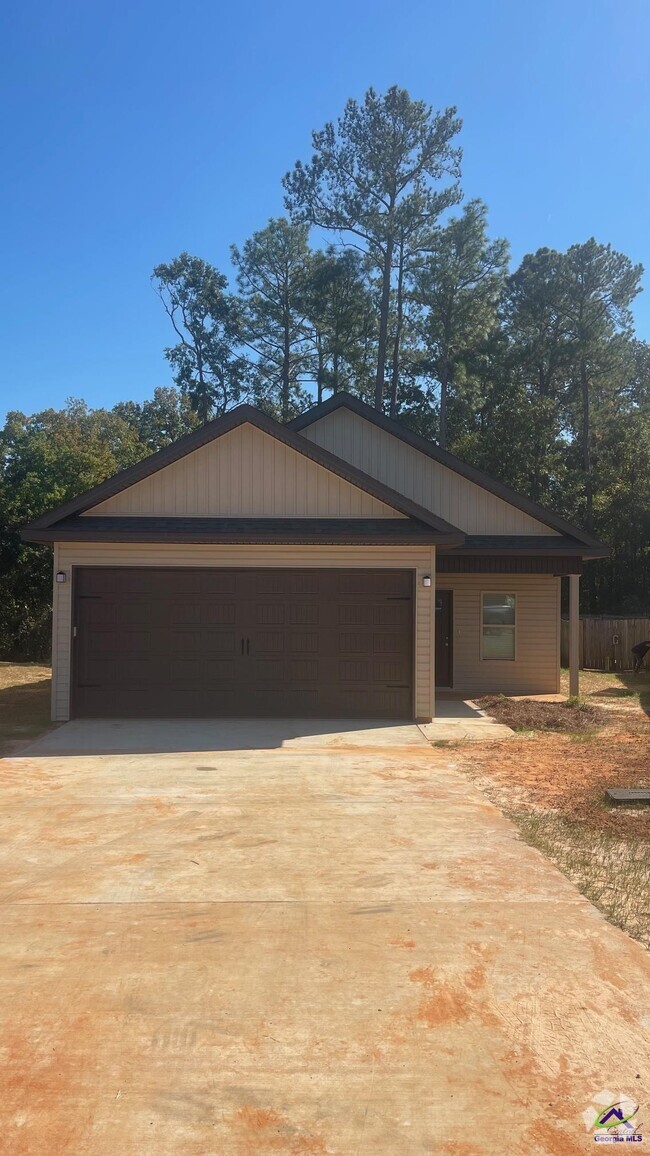 Building Photo - 141 Rolling Woods Cir Rental