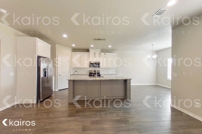 Photo - 2701 Knoll Dr