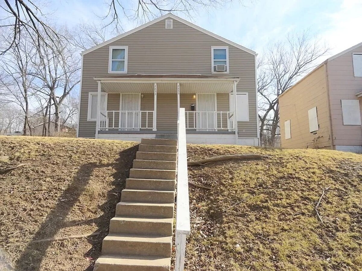 Photo - 2855 Van Brunt Blvd Unit 2855 Van Brunt Blvd A