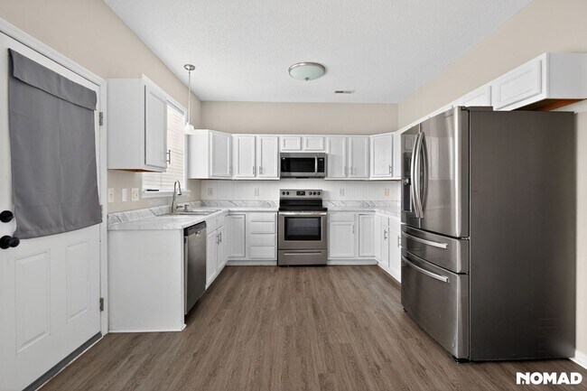 Photo - 123 Hardin Dr