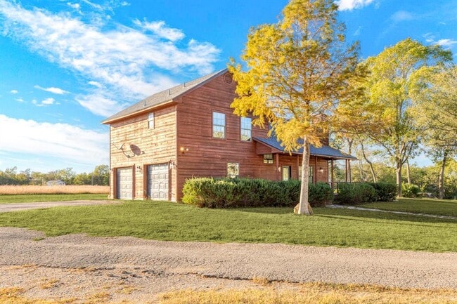 Photo - 4930 State Park Rd