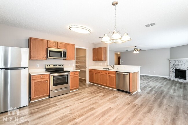 Photo - 1120 Single Tree Dr