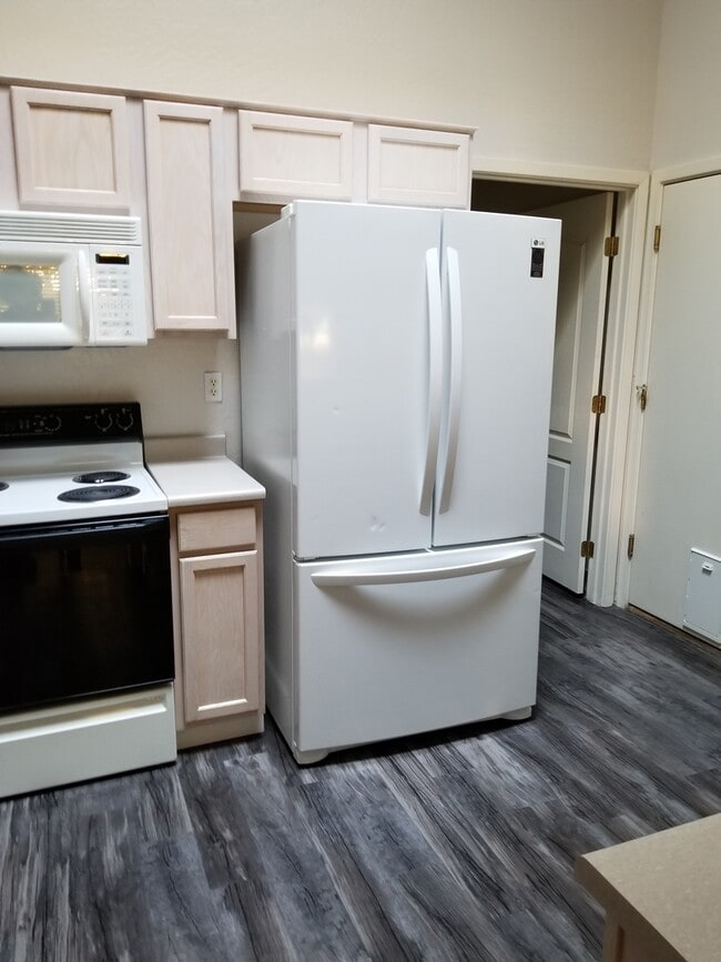 Photo - Townhome- Cottonwood Commons Community