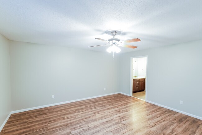 Photo - Impressive 4 Bedroom
