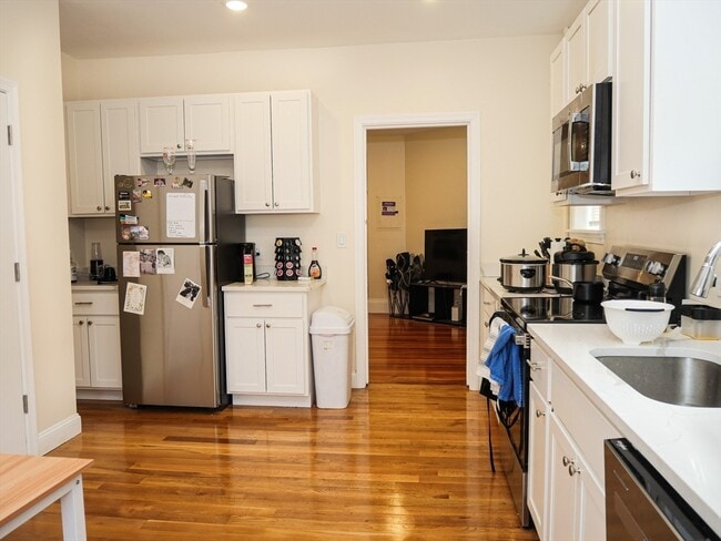 Photo - 10 Beals St Unit 3