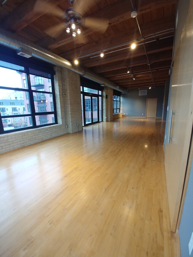 Photo - 607 Washington Ave S Unit 301