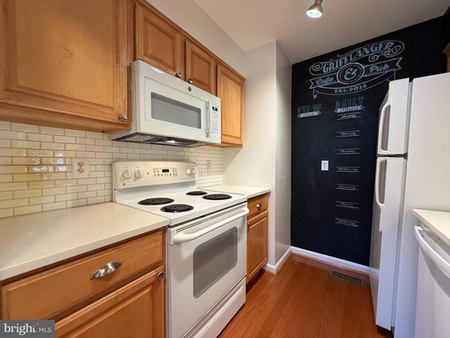 Photo - 6501 Brick Hearth Ct