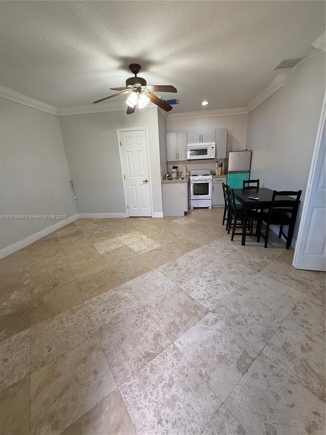 Building Photo - 15359 SW 172nd Terrace Unit 15359 Rental