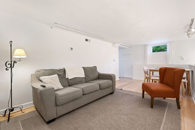 Photo - 200 Purefoy Rd Unit 200 Purefoy- B