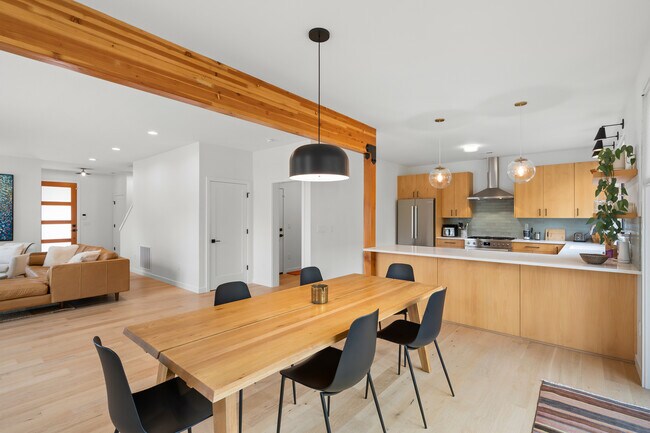 1515 SE 57th Ave