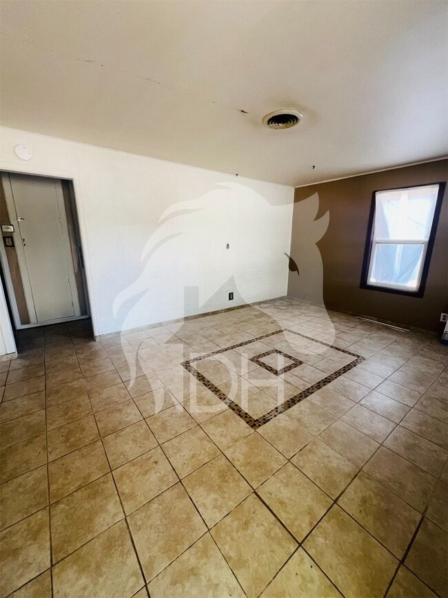 Photo - 1818 N Washington St