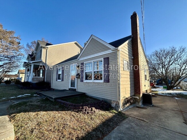 2228 January Ave
