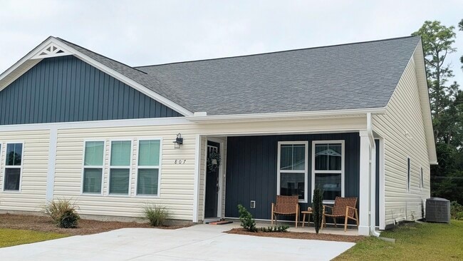 Building Photo - 807 Discovery Cove