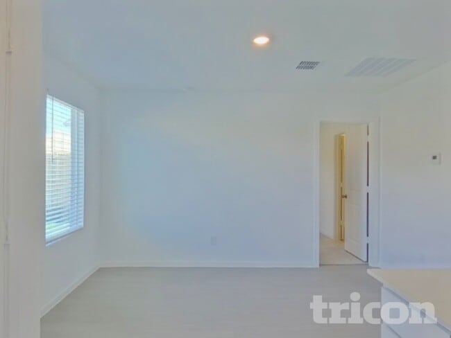 Photo - 10704 Dusty Rnch Rd