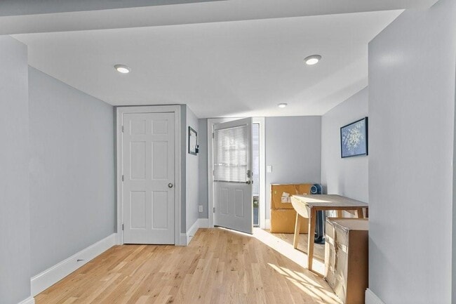Photo - 382 Spring St Unit 1