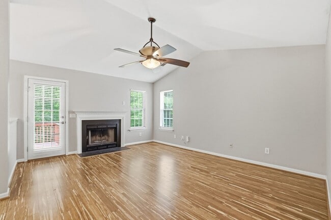 Photo - 2830 Black Walnut Ln