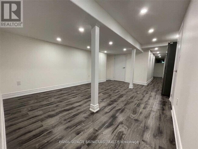 Photo - 20 Kewbeach Ave