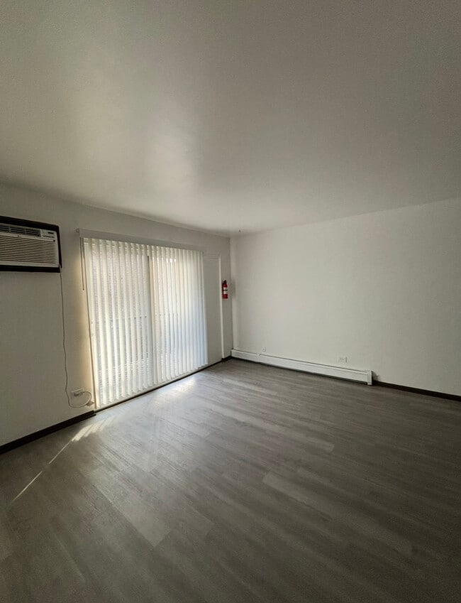 Photo - 3060 Bernice Ave