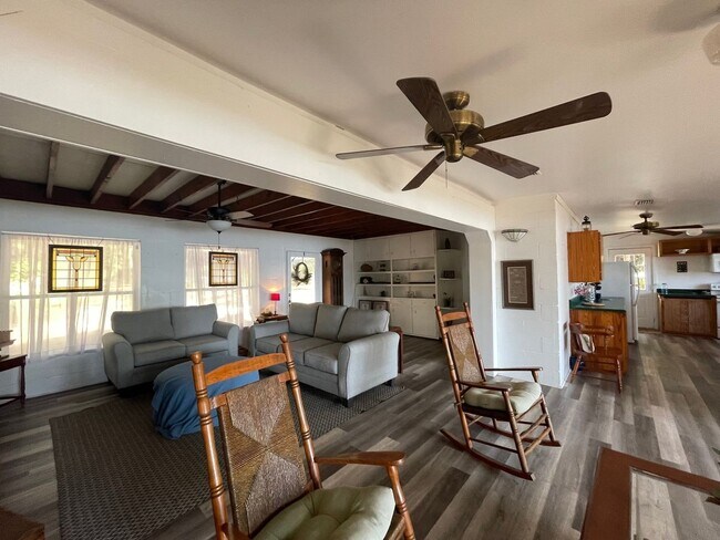 Photo - 107 Cygnet Ln