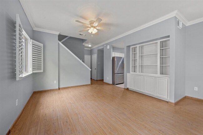 Photo - 11709 Lakeside Pl Dr
