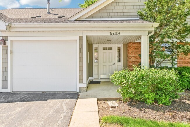 Building Photo - 1548 7 Pines Rd Unit A2 Rental