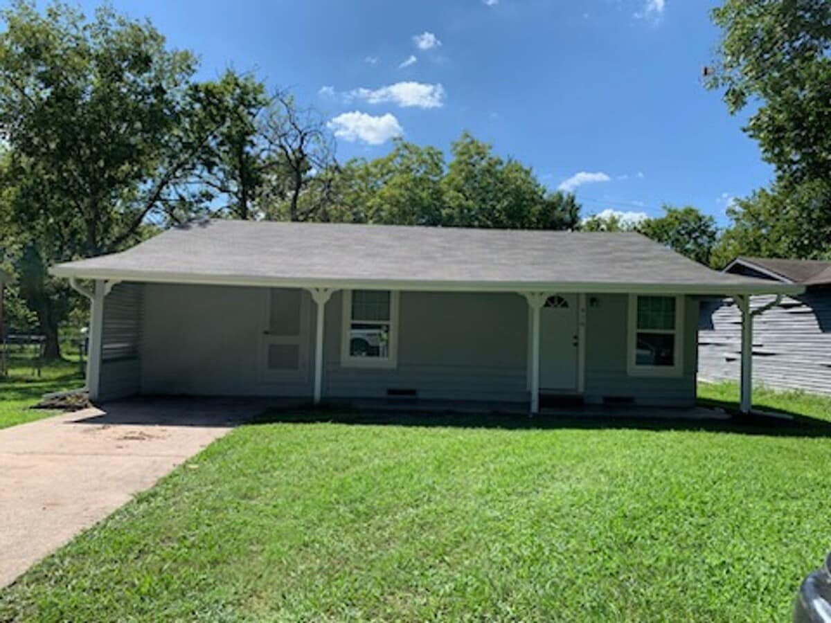 418 Jeanette- House - 418 Jeanette- House