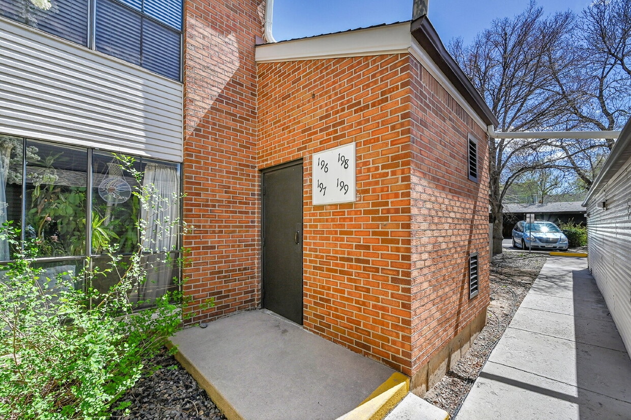 $1,195 - 1 Bed, 1 Bath Condo in Denver wit... - $1,195 - 1 Bed, 1 Bath Condo in Denver wit...