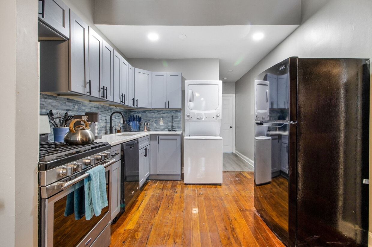 Photo - 1200 W Lombard St (Baltimore, MD)